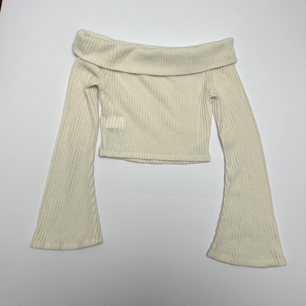 Off-Shoulder Ribbed Crop Sweater - Cream - Picture 6 of 13